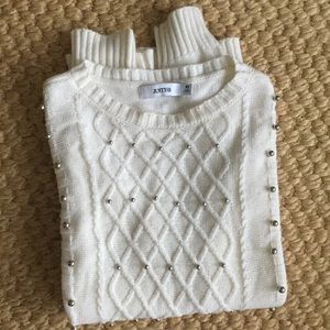 White Knitted Embellished Sweater JustFab XS/S